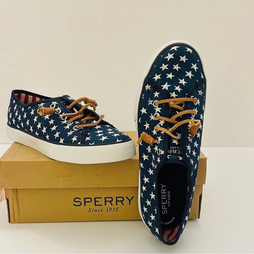 Sperry Navy Pier View Stars Print Canvas Sneakers with Tan Laces Size 7 1/2 - Picture 3 of 8
